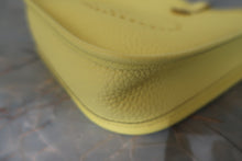 画像をギャラリービューアに読み込む, HERMES/エルメス エブリンTPM トリヨンクレマンス ライム W刻印 ショルダーバッグ 800010038