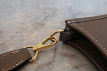 Load image into Gallery viewer, HERMES  EVELYNE TPM Clemence leather Etoupe gray Z Engraving Shoulder bag 700080109