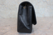 Load image into Gallery viewer, CHANEL Diana matelasse chain shoulder bag Lambskin Black/Gold hadware Shoulder bag 800020192