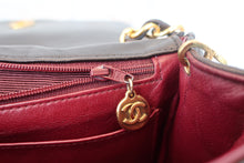 将图片加载到图库查看器,CHANEL/香奈儿 CF 链条包 羊皮 Black/Gold hadware(黑色/金色金属) 肩背包 700100204