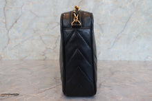 将图片加载到图库查看器,CHANEL/香奈儿 经典双C 流苏 链条包 羊皮 Black/Gold hadware(黑色/金色金属) 肩背包 700100203