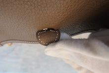 Load image into Gallery viewer, HERMES  EVELYNE TPM Clemence leather Etoupe gray Z Engraving Shoulder bag 700080109