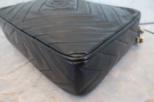 将图片加载到图库查看器,CHANEL/香奈儿 经典双C 流苏 链条包 羊皮 Black/Gold hadware(黑色/金色金属) 肩背包 700100203