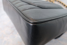 画像をギャラリービューアに読み込む, CHANEL/シャネル マドモアゼルチェーンショルダーバッグ キャビアスキン ブラック/ゴールド金具 ショルダーバッグ 800010033