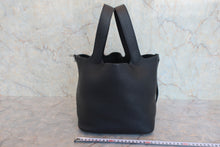 将图片加载到图库查看器,HERMES PICOTIN LOCK MM Clemence leather Black Y刻印 Hand bag 800030087