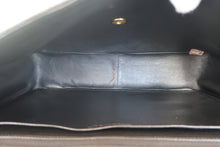 画像をギャラリービューアに読み込む, CHANEL/シャネル マドモアゼルチェーンショルダーバッグ キャビアスキン ブラック/ゴールド金具 ショルダーバッグ 800010033