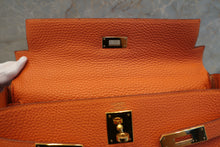 将图片加载到图库查看器,HERMES KELLY 32 Togo leather Orange □F刻印 Shoulder bag 700090147