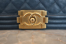 将图片加载到图库查看器,CHANEL/香奈儿 Leboy 链条包 荔枝皮 Blue/Gold hadware(蓝色/金色金属) 肩背包 800020194