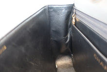 将图片加载到图库查看器,CHANEL/香奈儿 中号CF 单盖包 链条包 羊皮 Black/Gold hadware(黑色/金色金属) 肩背包 700100206