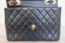 将图片加载到图库查看器,CHANEL/香奈儿 中号CF 单盖包 链条包 羊皮 Black/Gold hadware(黑色/金色金属) 肩背包 700120079