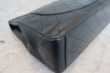 将图片加载到图库查看器,CHANEL/香奈儿 大号CF 单盖 链条包 羊皮 Black/Gold hadware(黑色/金色金属) 肩背包 700100180