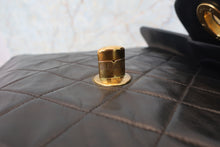 将图片加载到图库查看器,CHANEL/香奈儿 大号CF 单盖 链条包 羊皮 Black/Gold hadware(黑色/金色金属) 肩背包 700100180