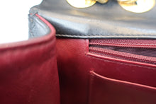 将图片加载到图库查看器,CHANEL/香奈儿 大号CF 单盖 链条包 羊皮 Black/Gold hadware(黑色/金色金属) 肩背包 700100180