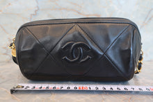 将图片加载到图库查看器,CHANEL/香奈儿 经典双C 流苏 链条包 羊皮 Black/Gold hadware(黑色/金色金属) 肩背包 700100182