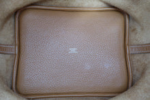 Load image into Gallery viewer, HERMES PICOTIN LOCK ECLAT MM Clemence leather/Swift leather Toffee/Bordeaux A Engraving Hand bag 800100048