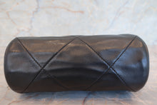 将图片加载到图库查看器,CHANEL/香奈儿 经典双C 流苏 链条包 羊皮 Black/Gold hadware(黑色/金色金属) 肩背包 700100182