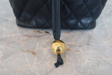 画像をギャラリービューアに読み込む, CHANEL/シャネル マトラッセ巾着ショルダーバッグ キャビアスキン ネイビー/ゴールド金具 ショルダーバッグ 800070042