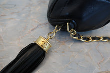 将图片加载到图库查看器,CHANEL/香奈儿 经典双C 流苏 链条包 羊皮 Black/Gold hadware(黑色/金色金属) 肩背包 700100182