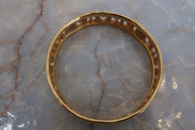 將圖片載入圖庫檢視器 CHANEL/シャネル ロゴバングル 金メッキ ゴールド バングル 500090264