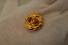 Load image into Gallery viewer, CHANEL CC mark earring Gold plate Gold Earring 500090263