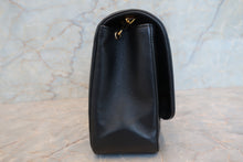 将图片加载到图库查看器,CHANEL/香奈儿 戴妃 CF 链条包 羊皮 Black/Gold hadware(黑色/金色金属) 肩背包 700100170