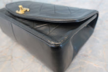 将图片加载到图库查看器,CHANEL/香奈儿 戴妃 CF 链条包 羊皮 Black/Gold hadware(黑色/金色金属) 肩背包 700100170