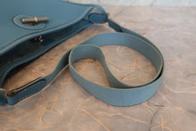 画像をギャラリービューアに読み込む, HERMES/エルメス ヴェスパPM トリヨンクレマンス ブルージーン ショルダーバッグ 800010048