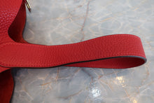 Load image into Gallery viewer, HERMES PICOTIN LOCK GM Clemence leather Rouge casaque □Q Engraving Hand bag 700090173