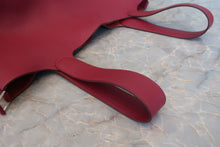 Load image into Gallery viewer, HERMES PICOTIN LOCK GM Clemence leather Ruby □N Engraving Hand bag 700070043