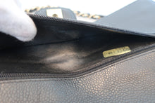 將圖片載入圖庫檢視器 CHANEL/シャネル マトラッセWフラップWチェーンショルダーバッグ キャビアスキン ブラック/ゴールド金具 ショルダーバッグ 700080073