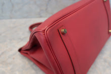 Load image into Gallery viewer, HERMES BIRKIN 35 Graine Couchevel leather Rouge vif 〇Z Engraving Hand bag 700070187