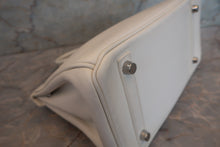 Load image into Gallery viewer, HERMES BIRKIN 25 Epsom leather White □K Engraving Hand bag 700100007