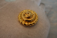 Load image into Gallery viewer, CHANEL CC mark Round earring Gold plate Gold Earring 700080088