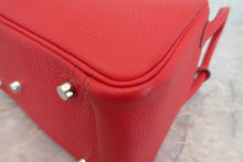 Load image into Gallery viewer, HERMES LINDY 26 Verso Clemence leather Rouge casaque/Rose jaipur □P Engraving Shoulder bag 700060081