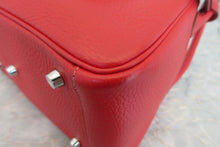 Load image into Gallery viewer, HERMES LINDY 26 Verso Clemence leather Rouge casaque/Rose jaipur □P Engraving Shoulder bag 700060081