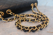 将图片加载到图库查看器,CHANEL/香奈儿 中号CF 单盖包 链条包 荔枝皮 Black/Gold hadware(黑色/金色金属) 肩背包 700120059