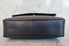 Load image into Gallery viewer, CHANEL CC mark chain shoulder bag Caviar skin Black/Gold hadware Shoulder bag 700080105