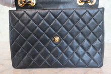 将图片加载到图库查看器,CHANEL/香奈儿 中号CF 单盖包 链条包 荔枝皮 Black/Gold hadware(黑色/金色金属) 肩背包 700120059