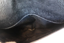 Load image into Gallery viewer, CHANEL CC mark chain shoulder bag Caviar skin Black/Gold hadware Shoulder bag 700080105