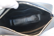 Load image into Gallery viewer, CHANEL CC mark chain shoulder bag Caviar skin Black/Gold hadware Shoulder bag 700080105