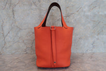 Load image into Gallery viewer, HERMES PICOTIN LOCK Eclat MM Clemence leather/Swift leather Orange poppy/Bordeaux A Engraving Hand bag 700100216