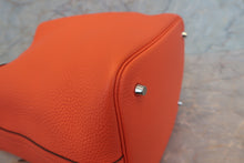 Load image into Gallery viewer, HERMES PICOTIN LOCK Eclat MM Clemence leather/Swift leather Orange poppy/Bordeaux A Engraving Hand bag 700100216