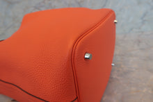画像をギャラリービューアに読み込む, HERMES/エルメス ピコタンロックエクラMM トリヨンクレマンス/ヴォースイフト オレンジポピー/ボルドー A刻印 ハンドバッグ 700100216