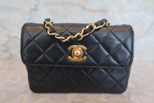 将图片加载到图库查看器,CHANEL/香奈儿 迷你CF 链条包 羊皮 Black/Gold hadware(黑色/金色金属) 肩背包 700120054