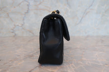 将图片加载到图库查看器,CHANEL/香奈儿 迷你CF 链条包 羊皮 Black/Gold hadware(黑色/金色金属) 肩背包 700120054