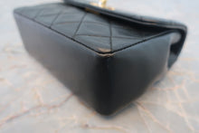 将图片加载到图库查看器,CHANEL/香奈儿 迷你CF 链条包 羊皮 Black/Gold hadware(黑色/金色金属) 肩背包 700120054