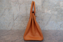 Load image into Gallery viewer, HERMES BIRKIN 35 Box carf leather Natural 〇Z Engraving Hand bag 700090152