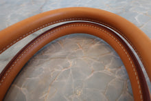 Load image into Gallery viewer, HERMES BIRKIN 35 Box carf leather Natural 〇Z Engraving Hand bag 700090152