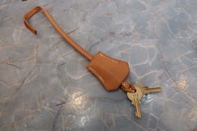 Load image into Gallery viewer, HERMES BIRKIN 35 Box carf leather Natural 〇Z Engraving Hand bag 700090152