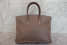 Load image into Gallery viewer, HERMES BIRKIN 35 Clemence leather Etoupe gray □I Engraving Hand bag 700090179